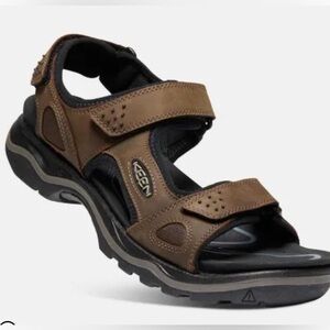 Keen Rialto II 3 Point Sandals Size: 11.5